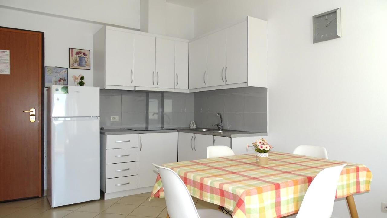 Appartamenti Vista Mare Saranda Exterior foto